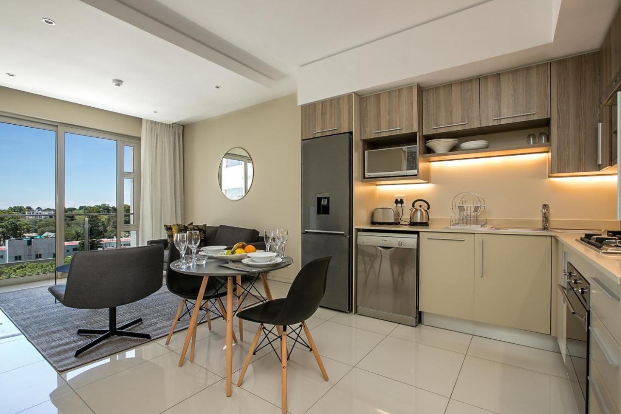 The Serviced Apartment Collection At The Tyrwhitt Rosebank Johannesburg Buitenkant foto