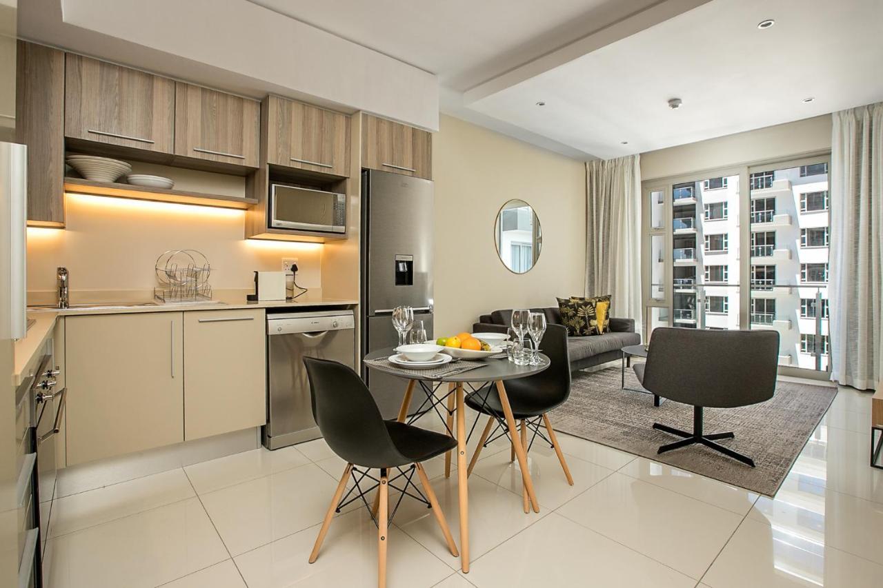 The Serviced Apartment Collection At The Tyrwhitt Rosebank Johannesburg Buitenkant foto