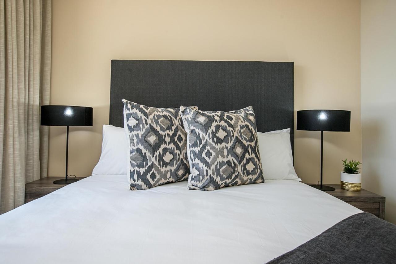 The Serviced Apartment Collection At The Tyrwhitt Rosebank Johannesburg Buitenkant foto