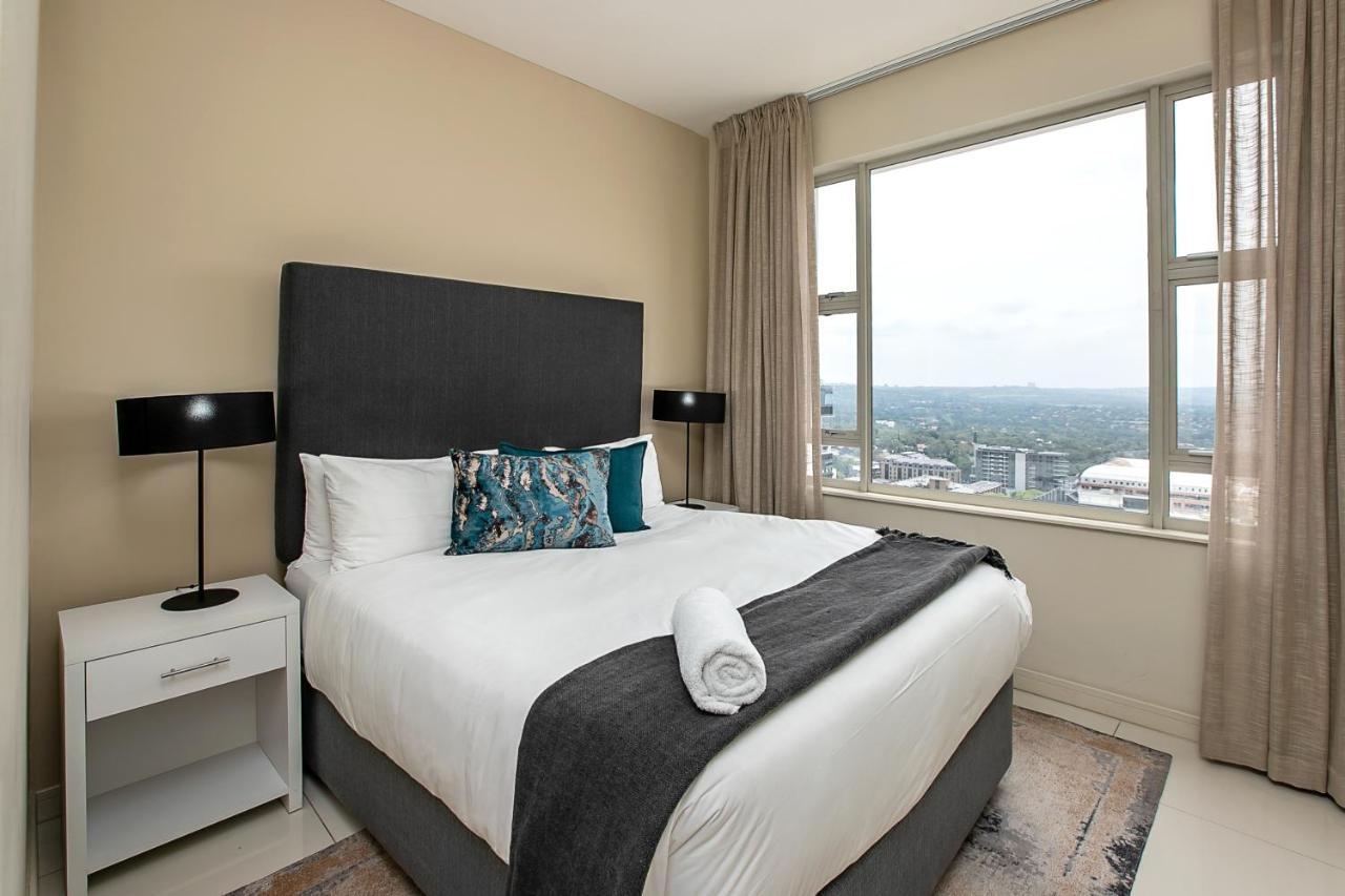 The Serviced Apartment Collection At The Tyrwhitt Rosebank Johannesburg Buitenkant foto