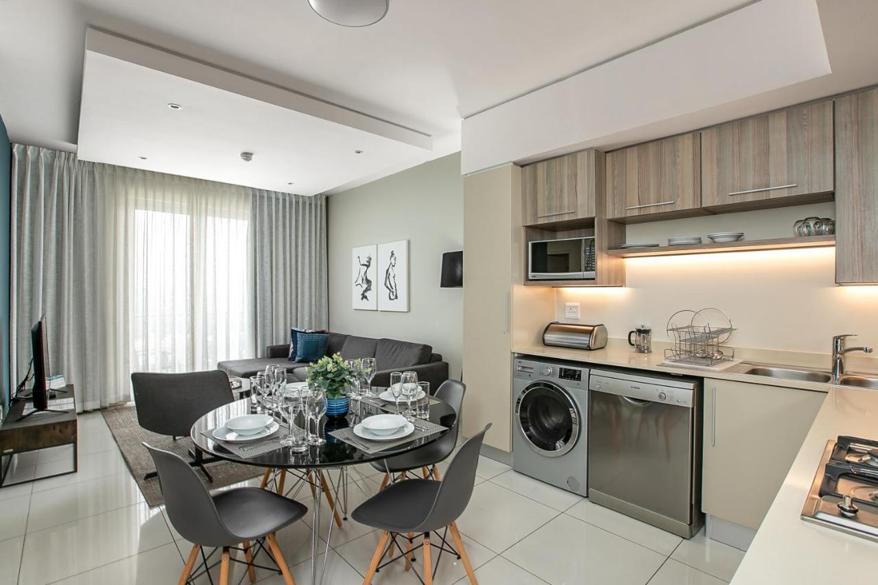 The Serviced Apartment Collection At The Tyrwhitt Rosebank Johannesburg Buitenkant foto