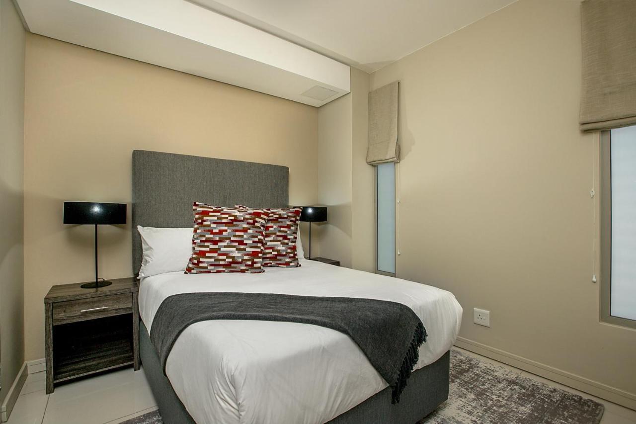 The Serviced Apartment Collection At The Tyrwhitt Rosebank Johannesburg Buitenkant foto